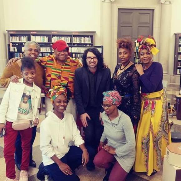 Meet your Posher, Donna - Picture 2 of 8